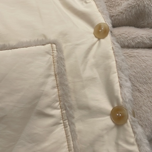 Reversible jacket by Sadie and Sage. NWT. - Picture 7 of 7